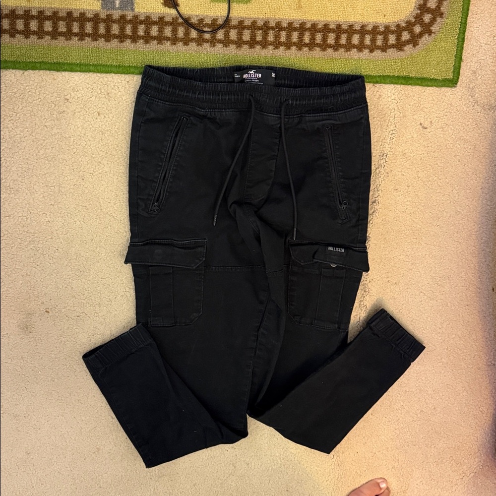 Hollister cargo jogger pant